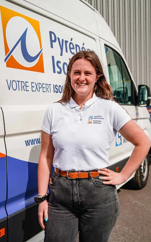 Axelle conductrice de travaux chez Pyrénées Isolation